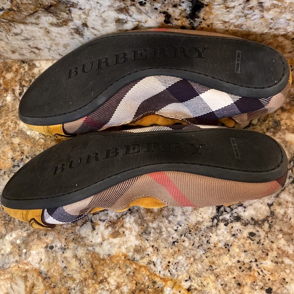 Burberry Shoes Burberry Brand Shipley Ballet Flats With Gold Buckle